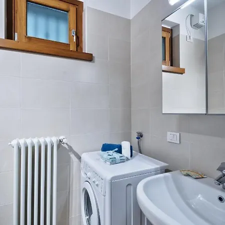 Casa Alessandro Con Piscina Di Garda * Salionze