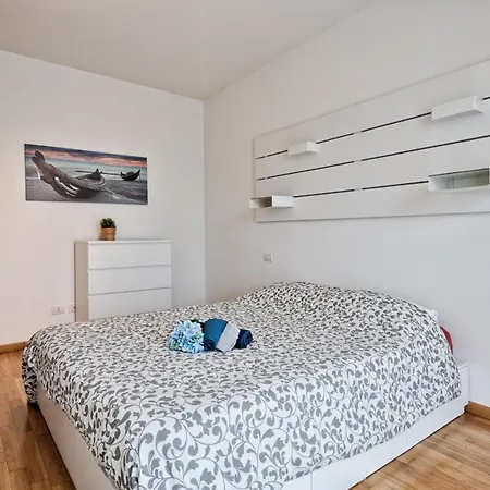 Casa Alessandro Con Piscina Di Garda * Salionze