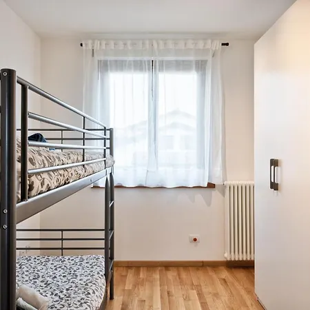 Apartament Casa Alessandro Con Piscina Di Garda