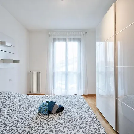 Lejlighed Casa Alessandro Con Piscina Di Garda Salionze