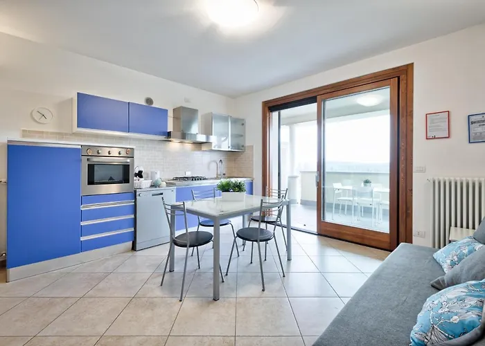 Casa Alessandro Con Piscina Di Garda Daire