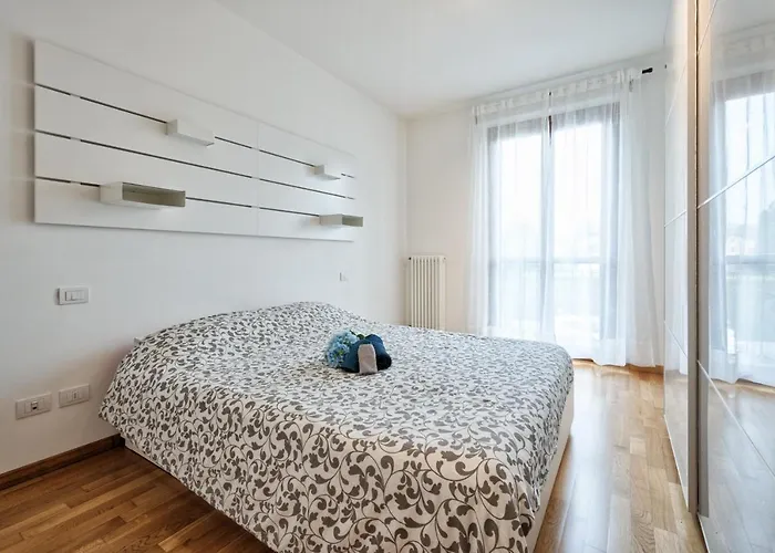 Daire Casa Alessandro Con Piscina Di Garda *